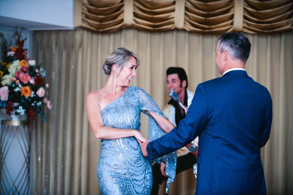 Elvis Wedding Chapel In Las Vegas